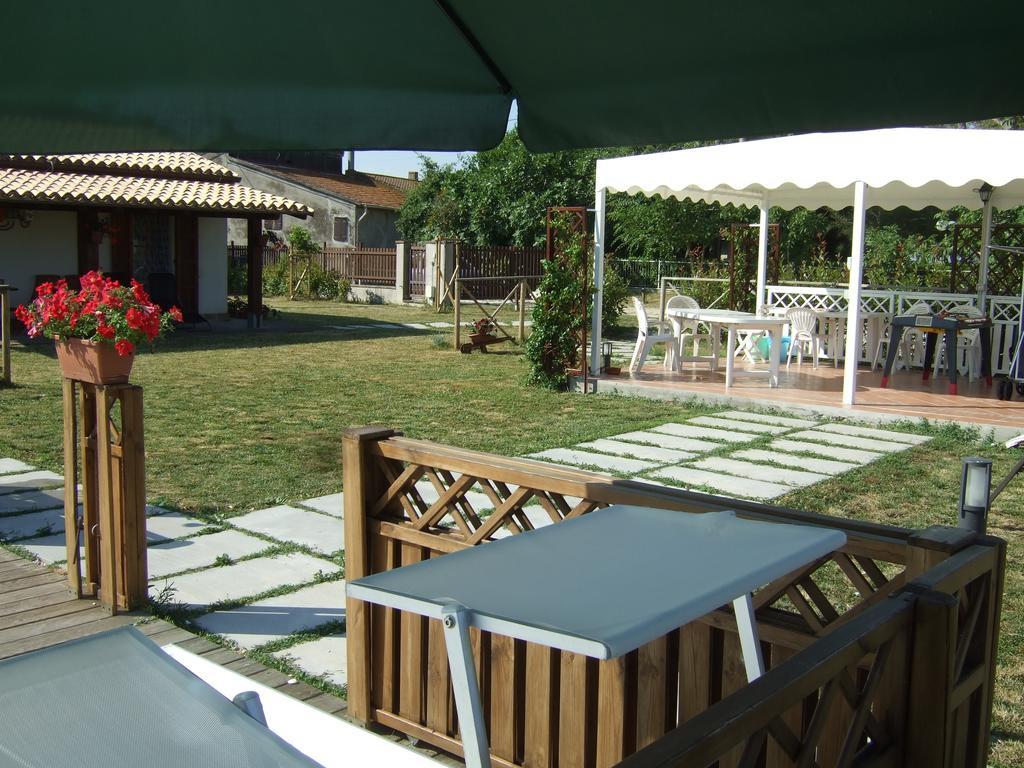 Agriturismo La Casa Della Lavanda - Il Rustico Marina di Montemarciano Eksteriør billede