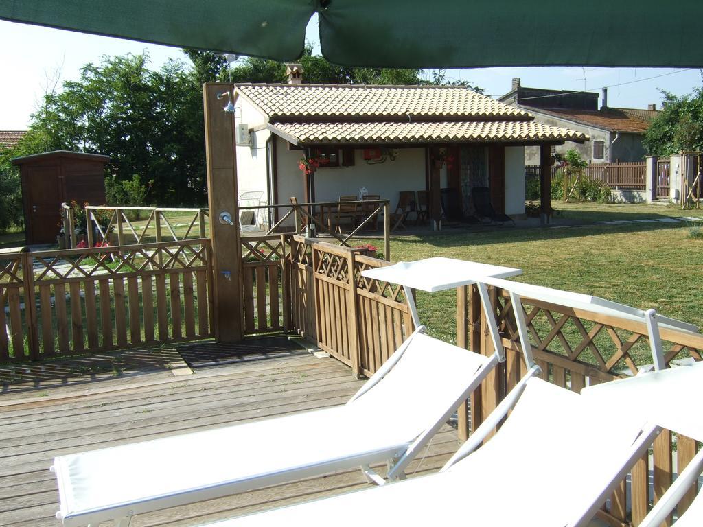 Agriturismo La Casa Della Lavanda - Il Rustico Marina di Montemarciano Eksteriør billede