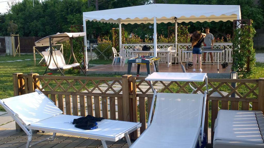 Agriturismo La Casa Della Lavanda - Il Rustico Marina di Montemarciano Eksteriør billede